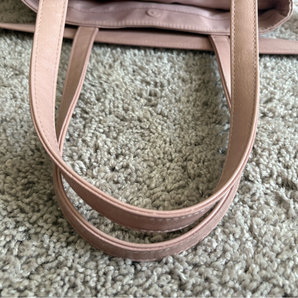 Beis Commuter Tote in Atlas Pink - Picture 5 of 16